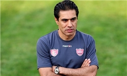 افشین پیروانی: از مربیان ایرانی دعوت می‌کنم به تمرین تیم ملی بیایند .