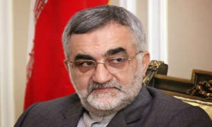 علاءالدین بروجردی:بدعهدی آمریکایی‌ها،موجب لغو تعهدات «ژنو» و «لوزان» از سوی ایران می شود.