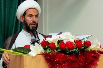 اعتکاف وسلیه مقاوم سازی جوانان در رویارویی با تهاجم فرهنگی دشمن/بیش از  دو هزار نفر در مراسم اعتکاف کوهدشت شرکت کردند.