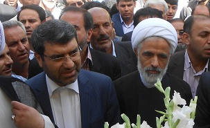 الهیار ملکشاهی: رومشکان از نظر منابع انسانی یکی از غنی ترین مناطق کشوراست./فضای دانشگاهی در رومشکان صفر است.