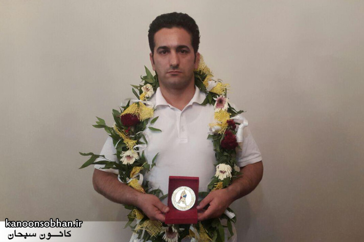 خسرو اکرمی داور بین المللی کشتی آلیش، حاضر به قضاوت کشتی گیر اسرائیلی نشد.+عکس