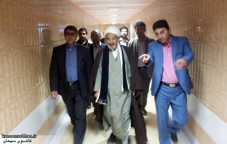 تصاویر بازدید امام جمعه کوهدشت از روند اجرایی بیمارستان جدید کوهدشت