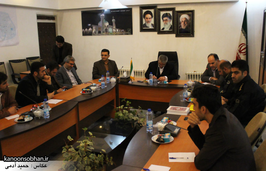 تصاویر نشست خبرنگاران با فرماندار کوهدشت