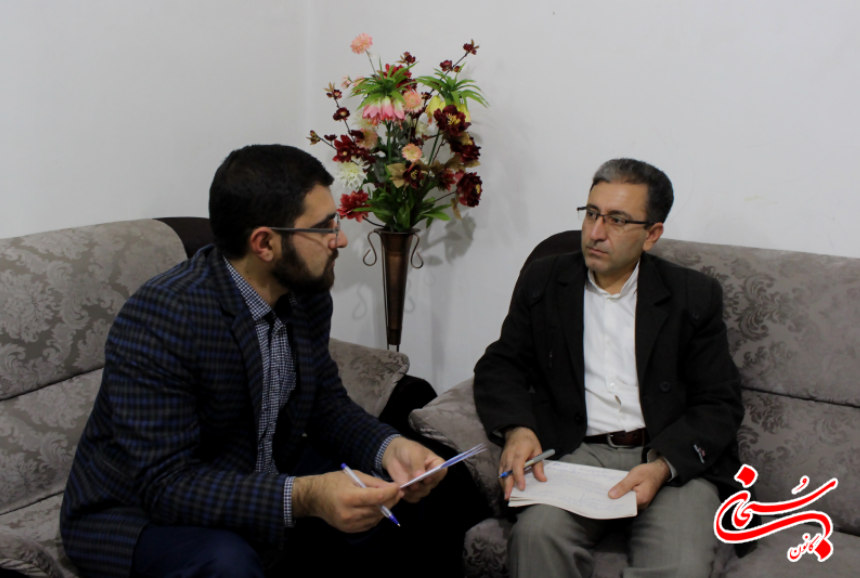 مراد ویسی:فراجناح و مستقل هستم./با شعار امید جوانان ،در عرصه انتخابات حضور یافته ام./جوانان توانسته اند بهترین زیر ساخت های مملکتی را بسازند.