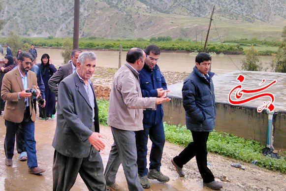 تصاویر حضور فرماندار کوهدشت و مسئولین در مناطق سیل زده ی بخش کوهنانی