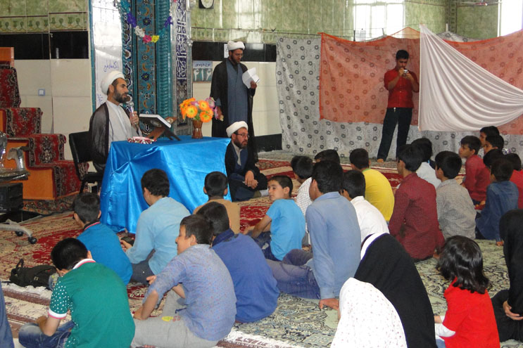 تصاویر مراسم اختتامیه کلاس های طرح اوقات فراغت تابستان مساجد کوهدشت