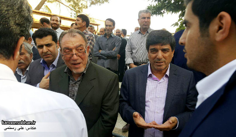 تصاویر مراسم خاکسپاری والده حاج علی اصغر اسفندیاری در کوهدشت