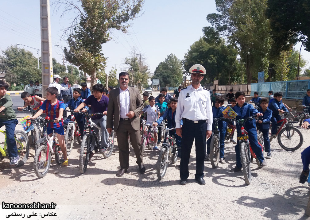 برگزاری مسابقه دوچرخه سواری در کوهدشت به مناسبت هفته ناجا +تصاویر