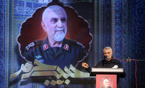 تصاویر سخنرانی سردار سلیمانی در مراسم اولین سالگرد شهادت سردار همدانی