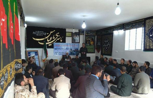 دیدار کارکنان سپاه ناحیه کوهدشت با امام جمعه شهرستان/تصویری