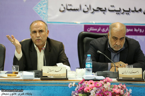 اصلانی:اگر من جای شهردار بودم شرافتمندانه همه چیز را قبول می کردم و استعفا می دادم!