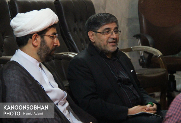 تصاویر سخنرانی علی امامی راد در ستاد مرکزی آیت الله رئیسی در کوهدشت