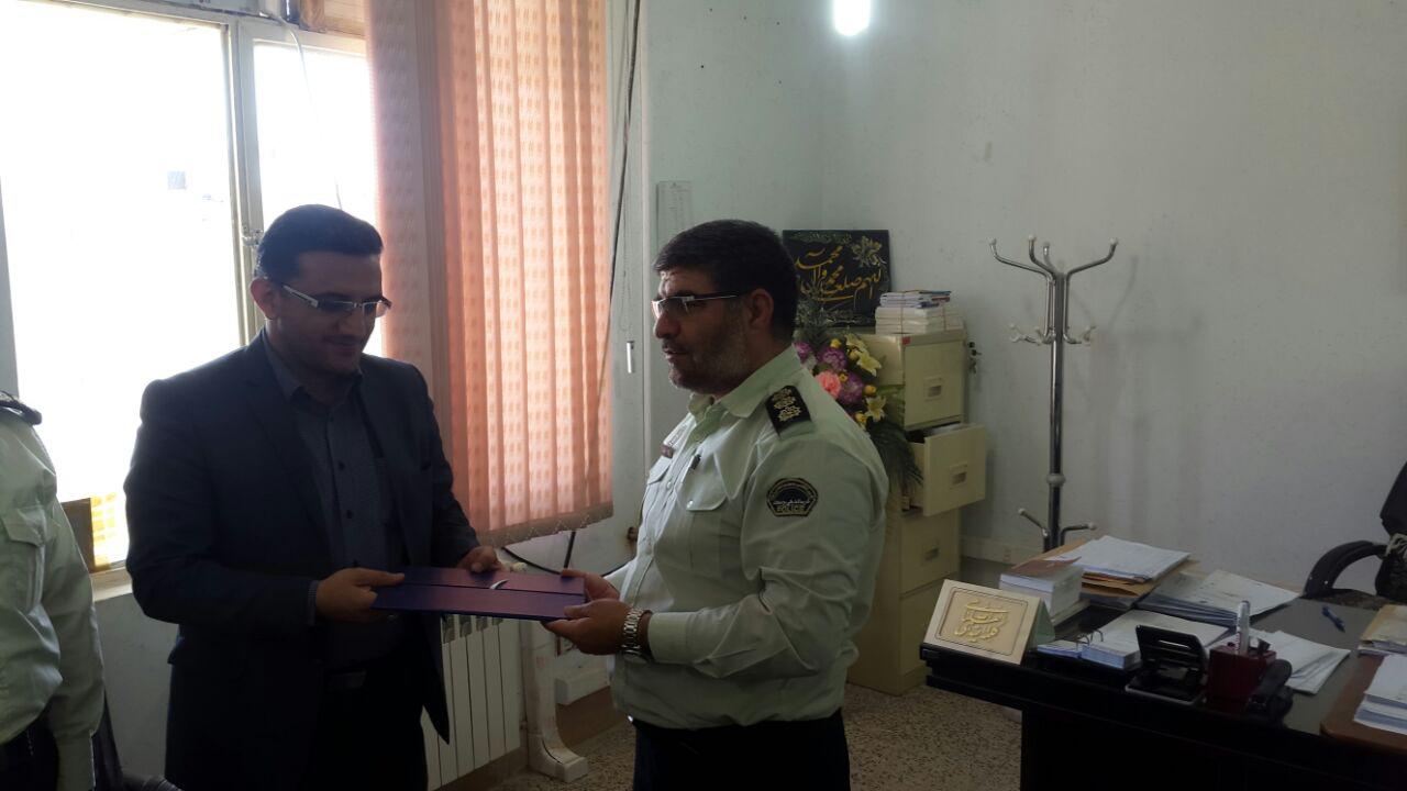 تقدیر فرماندهی انتظامی کوهدشت از دادستان شهرستان کوهدشت+تصاویر
