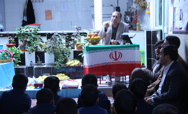 تصاویر جشن قرآن مدرسه پیام معلم در کوهدشت