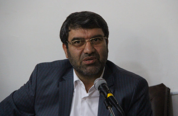 الهیار ملکشاهی:چهارخطه کوهدشت تا پایان سال جاری تکمیل شود