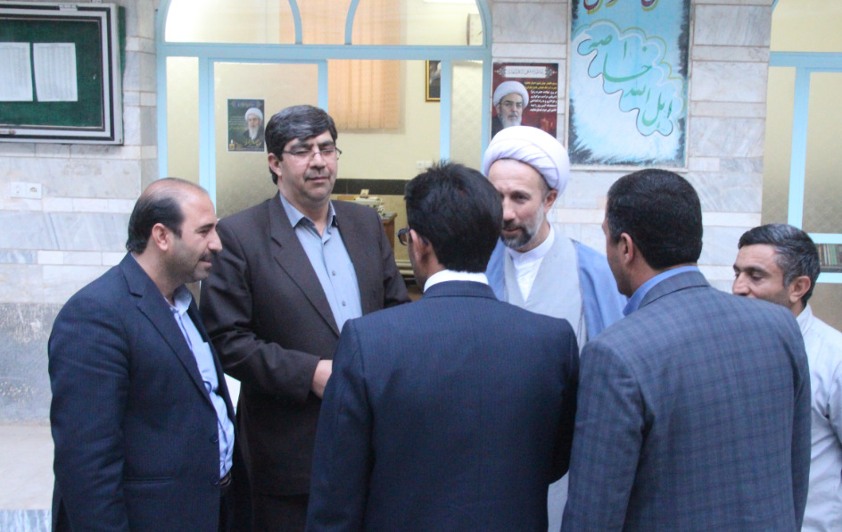 گزارش تشریحی دیدار صمیمانه شهردار واعضای شورای شهر کوهدشت با رئیس و اساتید حوزه علمیه