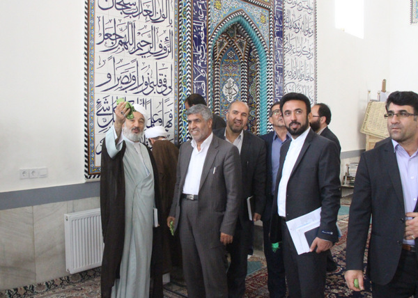 برگزاری آئین غبارروبی مسجد حضرت صاحب‌الزمان (عج) کوهدشت +تصاویر