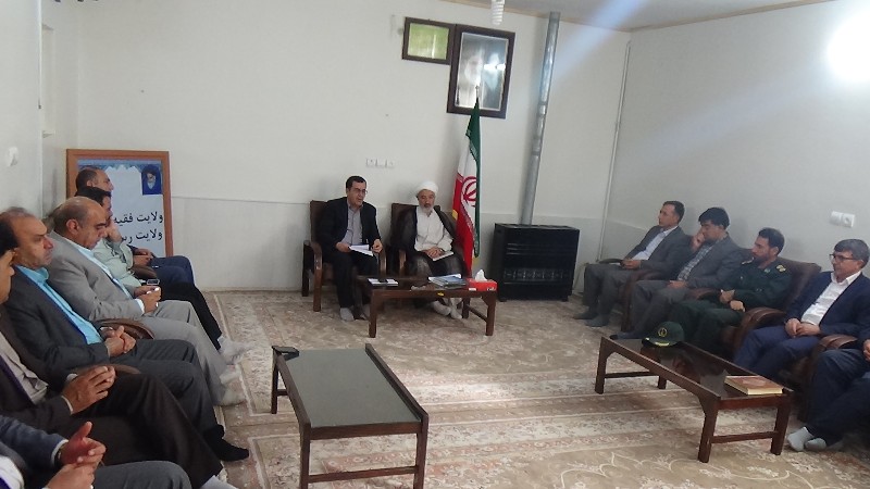 دولت بایستی با نقد منصفانه و دلسوزانه همراه باشد