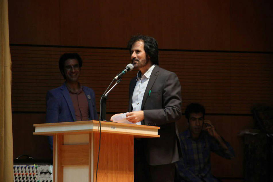 برگزاری آیین شعرخوانی شاعران کوهدشت در محفل بزرگداشت حافظ +تصاویر
