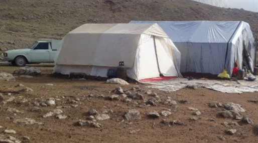بلاتکلیفی رودبارنشینان ۱۰ ماه پس از سیل/خانه‌‎هایی که هنوز ویرانه است+ تصاویر