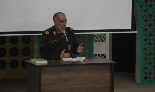 نیروی‎‌های بسیجی با تولید محتوای قوی وجذاب نقشه دشمن را در فضای مجازی نقش برآب کنند