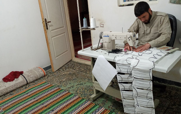 تصاویر تولید ماسک توسط هیئت فاطمیون کوهدشت