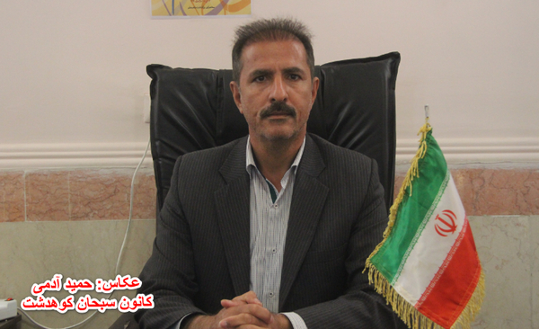 کمک مومنانه معلمان کوهدشتی به نیازمندان/ کلنگ زنی چهار مدرسه در هفته معلم انجام می‌شود