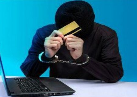 ‌کلاهبرداران اینترنتی در دام پلیس کوهدشت  
