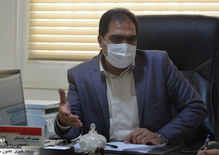 ضرورت وجود یک سالن ورزشی مجهز در کوهدشت/ روند احداث سکوی تماشاگران زمین چمن مطلوب است