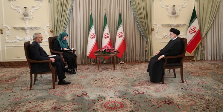 رییسی: مذاکرات را پیش می‌بریم اما همه‌چیزمان مذاکره نیست/ تصمیمات دولت برای بورس فردا اعلام می‌شود