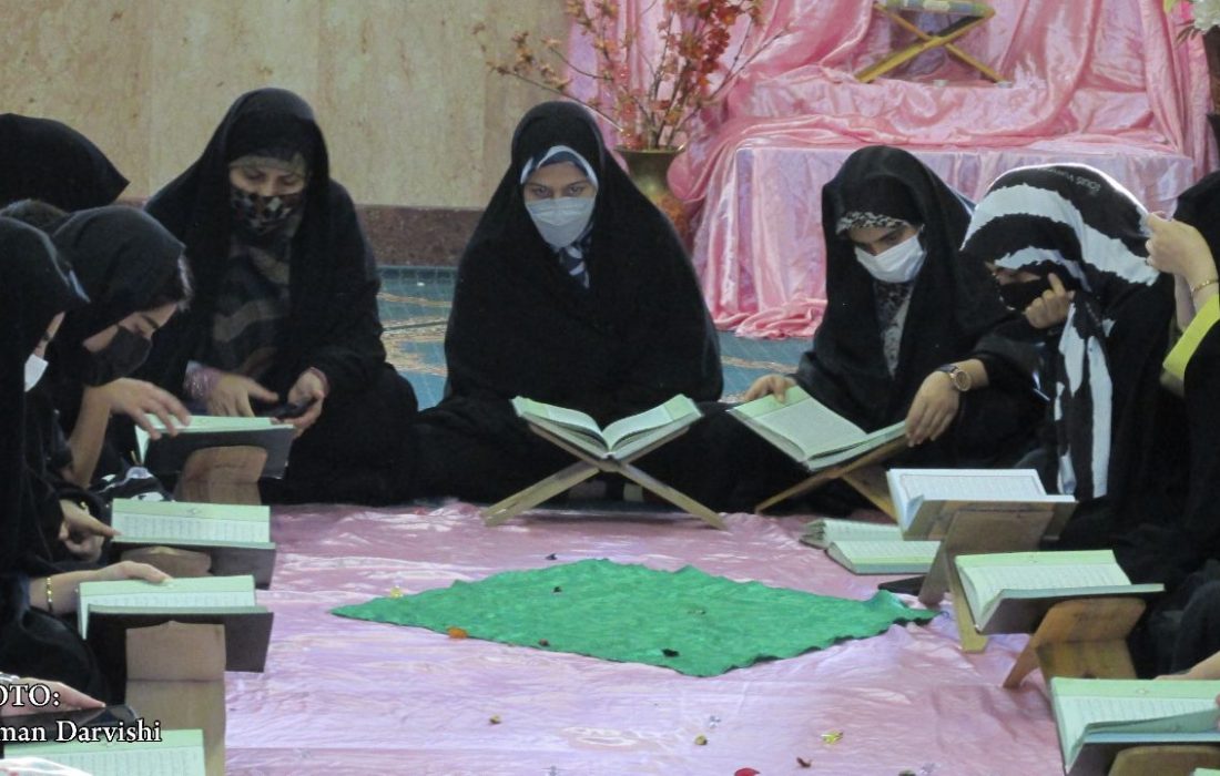 برگزاری محفل انس با قرآن با حضور روزه اولی ها در شهرستان
