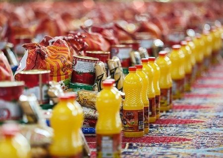  توزیع 600 بسته معیشتی بین نیازمندان کوهدشت