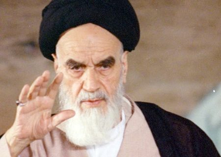 مقایسه دو امت موسی و روح‌الله