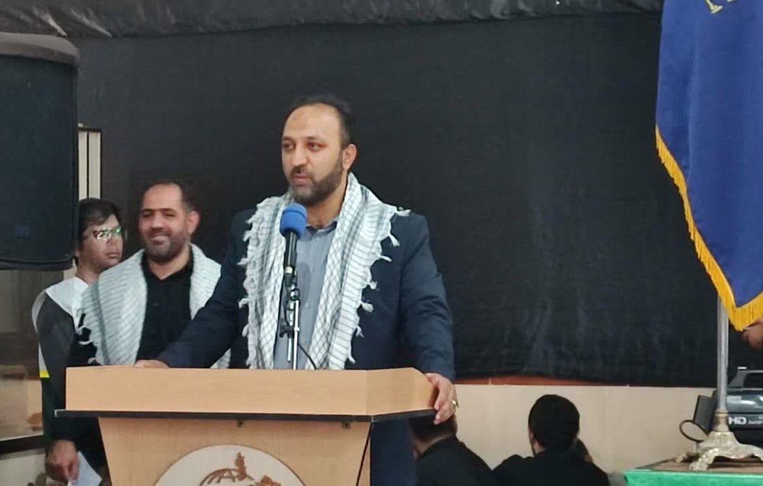 شهرستان کوهدشت دسته گلی به نام سید روح الله عجمیان را تقدیم انقلاب مبارک اسلامی کرده است و این برگ زرینی بر تاریخ این دیار است