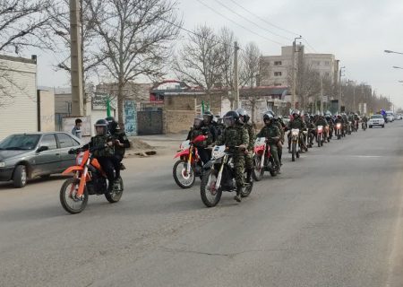 رژه موتوری و خودرویی در شهرستان کوهدشت برگزار شد+تصاویر