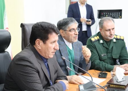 بانک‌های کوهدشت در تیررس فرماندار قرار گرفت