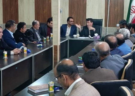 پاسخگوی مطالبات به حق مردم خواهیم بود