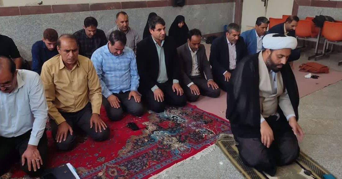 مراسم بزرگداشت روز معلم در دانشگاه آزاد کوهدشت