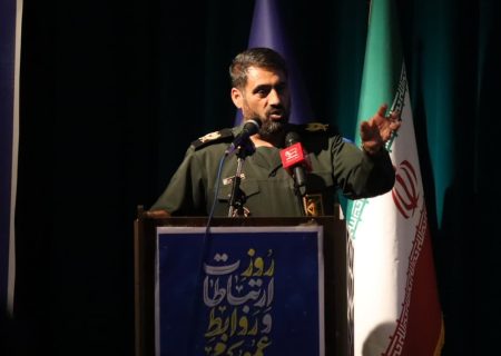 رسانه‌ها در تقابل دشمن، نقش بی‌بدیلی دارند
