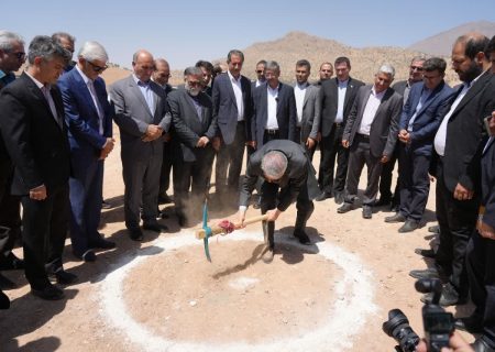 کلنگ زنی دو واحد تولید کود کلات آهن و نیترات کلسیم