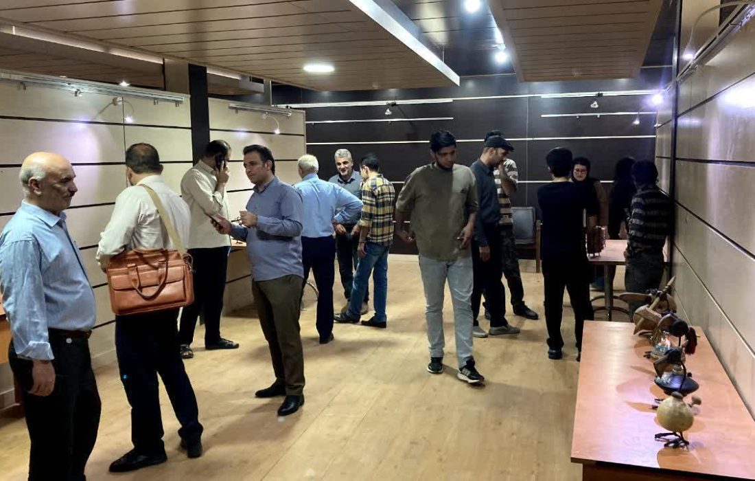 برگزاری نمایشگاه انفرادی آثار حجمی و هنر بازیافتی در کوهدشت