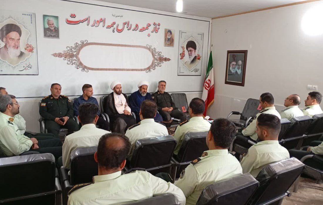 دیدار فرماندهی انتظامی کوهدشت با امام جمعه