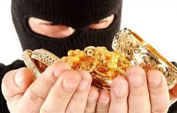 دستگیری عامل تیراندازی با کلت کمری به طلافروشی کوهنانی