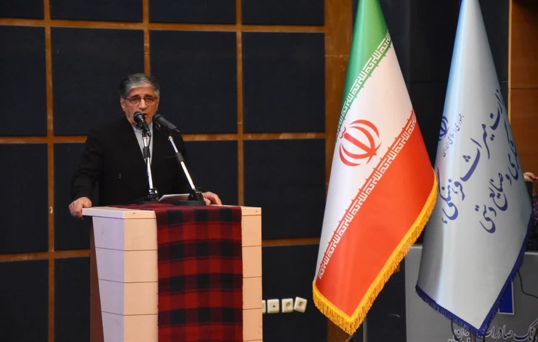 باید گردشگری و صنایعدستی لرستان توسعه و احیا شود