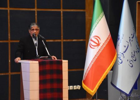 باید گردشگری و صنایع‌دستی لرستان توسعه و احیا شود