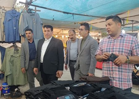 بازدید فرماندار کوهدشت از نمایشگاه عرضه کالاهای ضروری