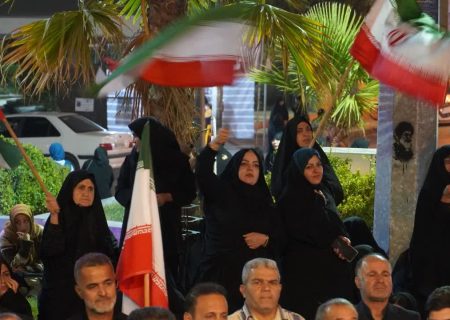 شعرخوانی رضایی در تجمع حماسی موج ۲۲۰ کوهدشت